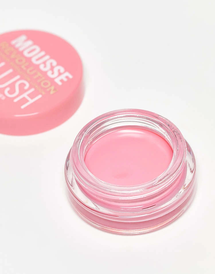 Revolution Mousse Blusher Squeeze Me Soft Pink For Unisex 3 Revolution Mousse Blusher Squeeze Me Soft Pink For Unisex - Image 3