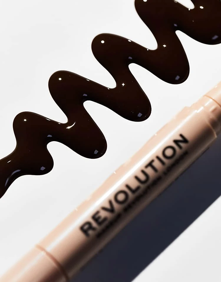 Revolution Lip Shape Kit Coco Brown For Unisex 3 Revolution Lip Shape Kit Coco Brown For Unisex - Image 3