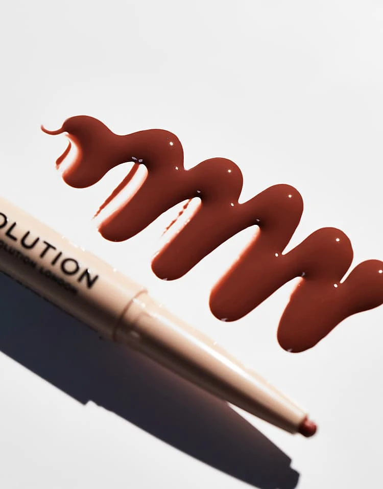 Revolution Lip Shape Kit Warm Nude For Unisex 2 Revolution Lip Shape Kit Warm Nude For Unisex - Image 2