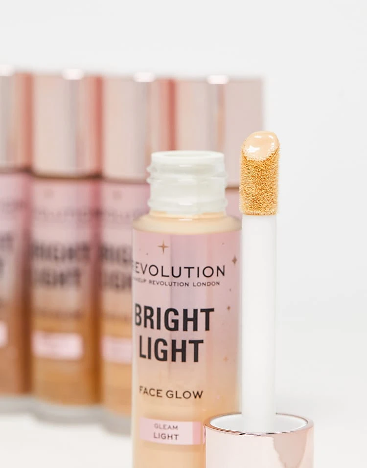 Revolution Bright Light Face Glow For Unisex Radiance Tan 3 Revolution Bright Light Face Glow For Unisex Radiance Tan - Image 3