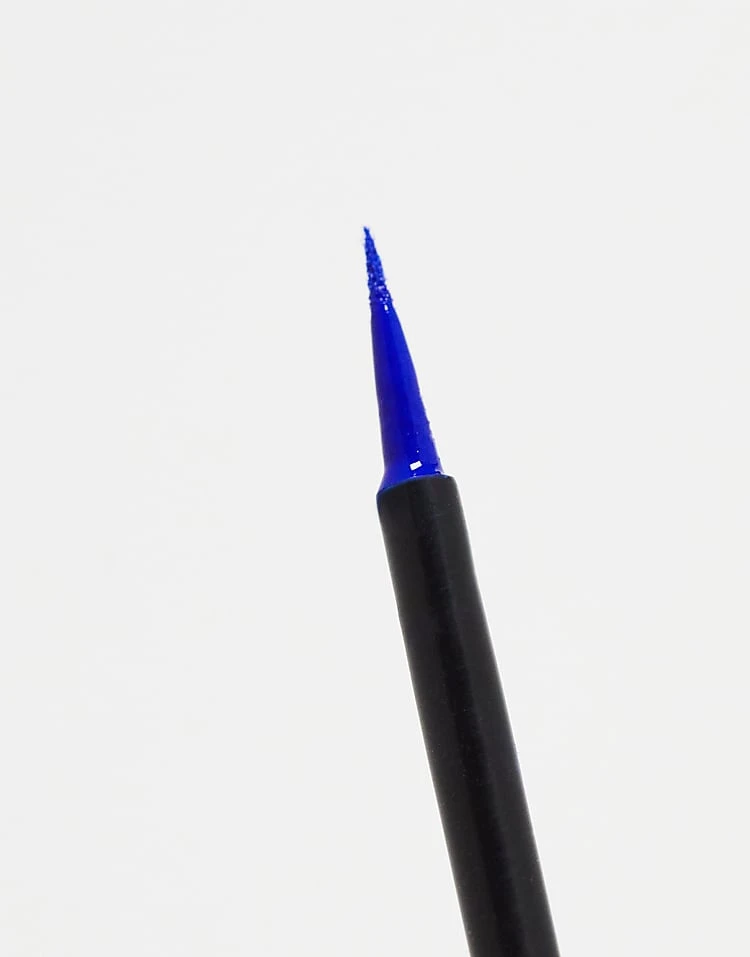 Revolution Super Flick Liquid Eyeliner Blue For Unisex 2 Revolution Super Flick Liquid Eyeliner Blue For Unisex - Image 2